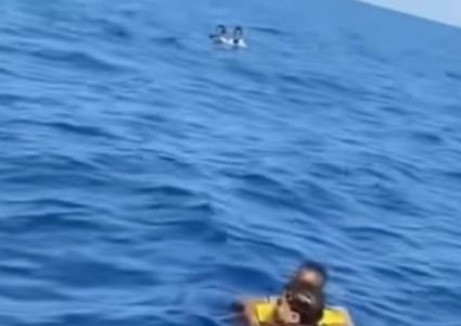 Libyan fishermen in Western region rescued 15 stranded migrants from the Mediterranean Sea